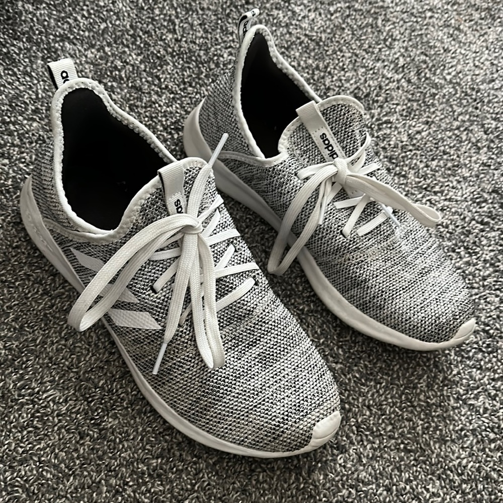 Cloud White / Cloud White / Core Black Adidas Cloudfoam Pure 2.0 size W8.5